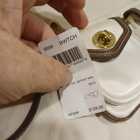 Coach Wristlet Or Small Bag - Picture 8 of 10